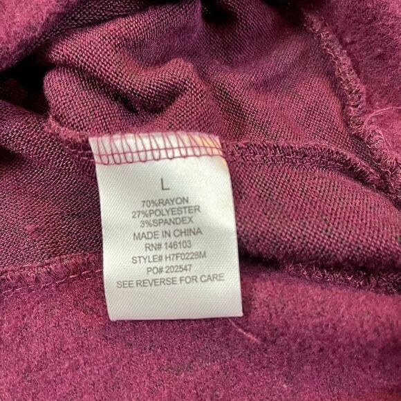 Hippie Rose Maroon Burgundy Peek Cold Shoulder Sweater Size Junior Large - Picture 6 of 11